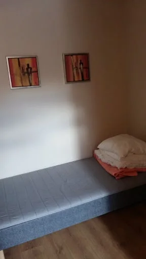 säng